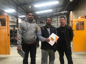 Technical staff on-site guidance operation