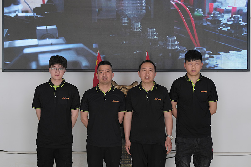 7.Design team