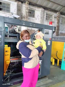 customers visit our extrusion blow molding machine factory