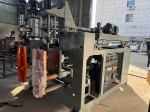 professional blow molding machine 3