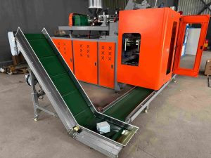 professional blow molding machine 4
